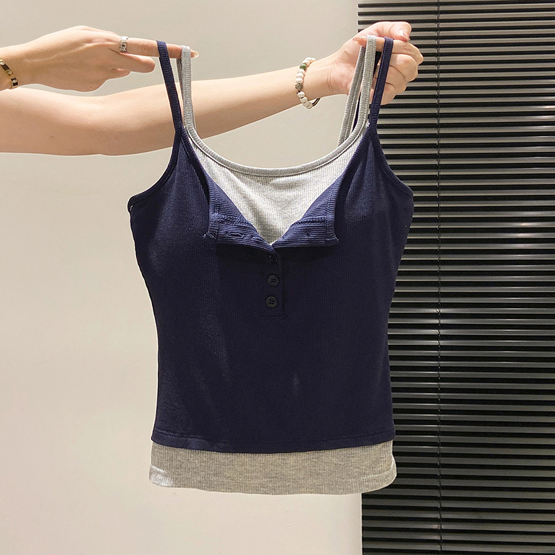 Street Fashion Korean Girl - Moda finta canotta in due pezzi