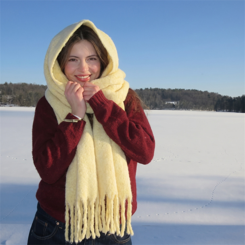 Street Fashion Hijab - Sciarpa Vintage in Mohair con Nappe,