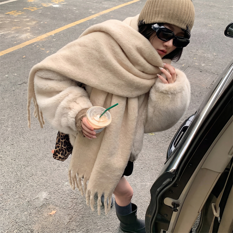 Street Fashion Hijab - Sciarpa con Frange in Mohair in