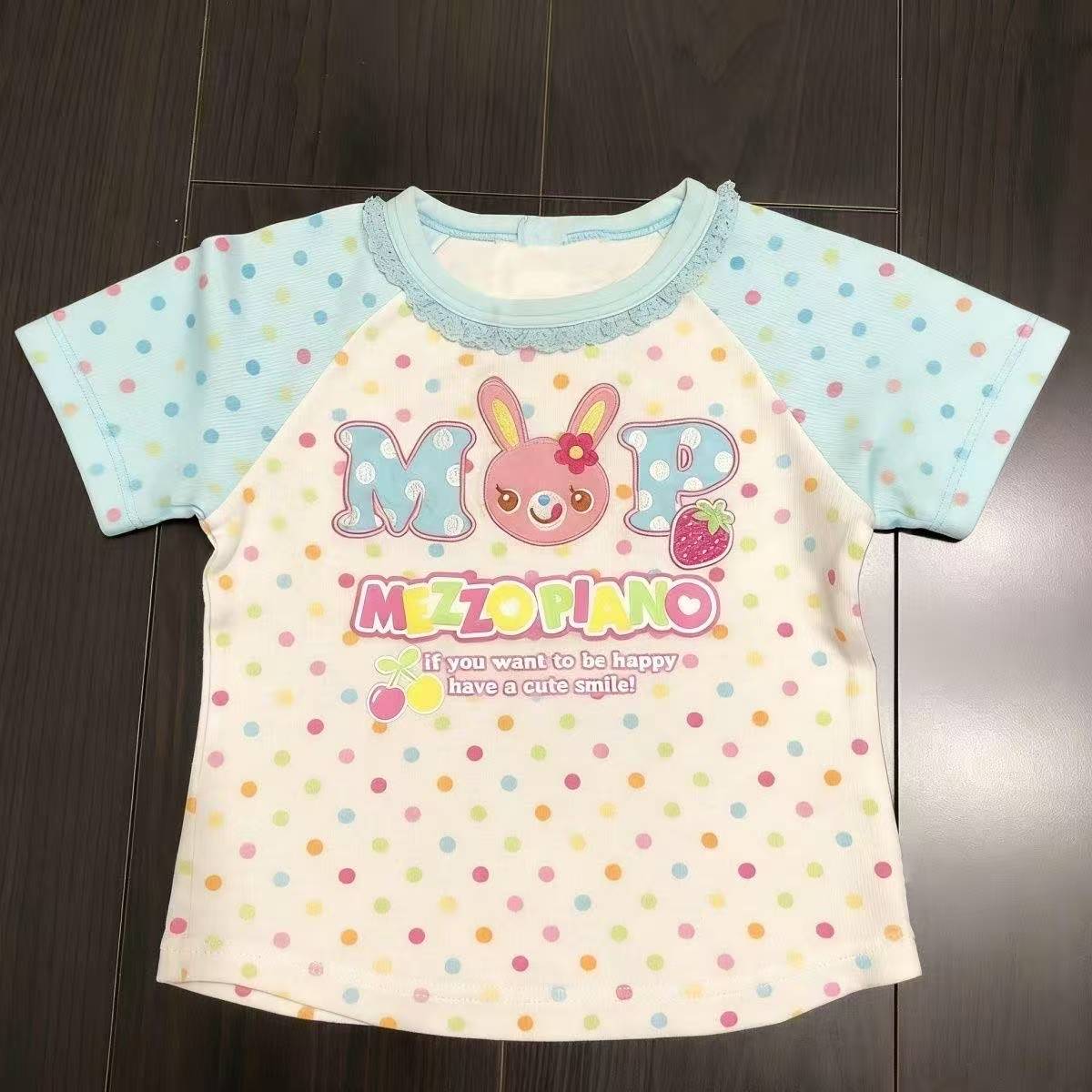 T-shirt vintage kawaii a manic - Street Fashion Girl recensione e prezzo