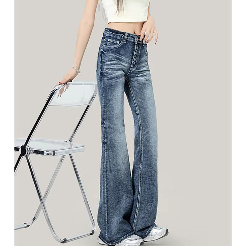 Jeans a Gamba Dritta e Svasata - Street Fashion Korean Girl recensione e prezzo