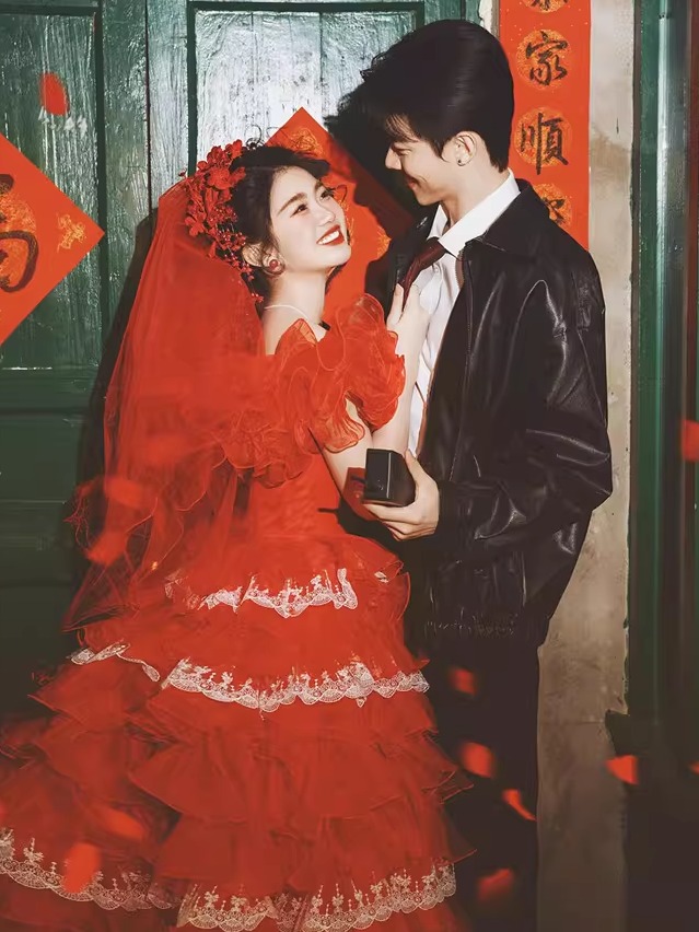 Abito da sposa rosso vintage s - Street Fashion Photographers recensione e prezzo