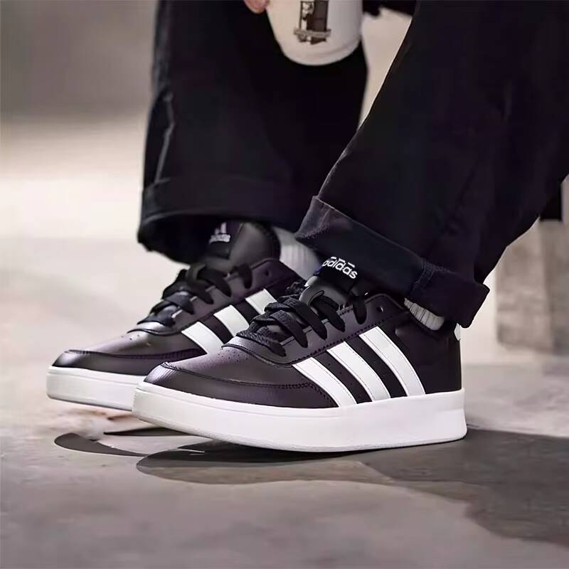 Nuove Scarpe da Tennis Adidas  - Adidas Shoes Samba recensione e prezzo