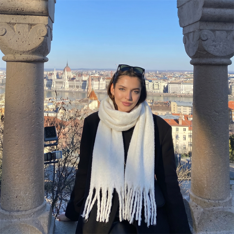 Sciarpa con Frange in Mohair i - Street Fashion Hijab recensione e prezzo