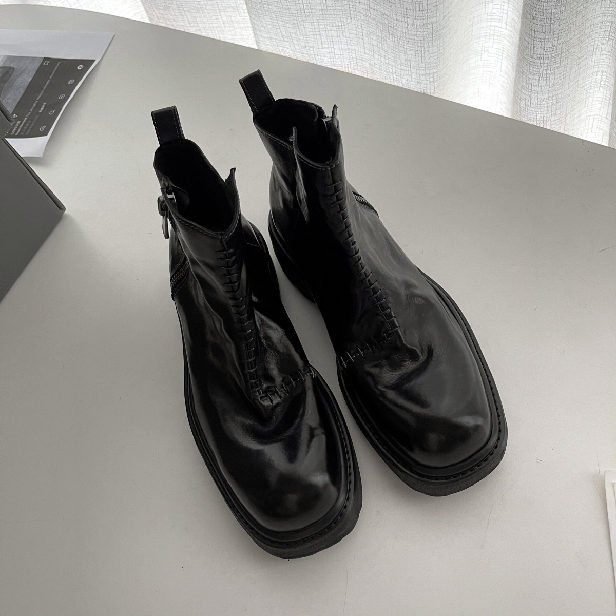 Scarpe da donna di lusso in ve - Street Fashion Rome 2025 recensione e prezzo