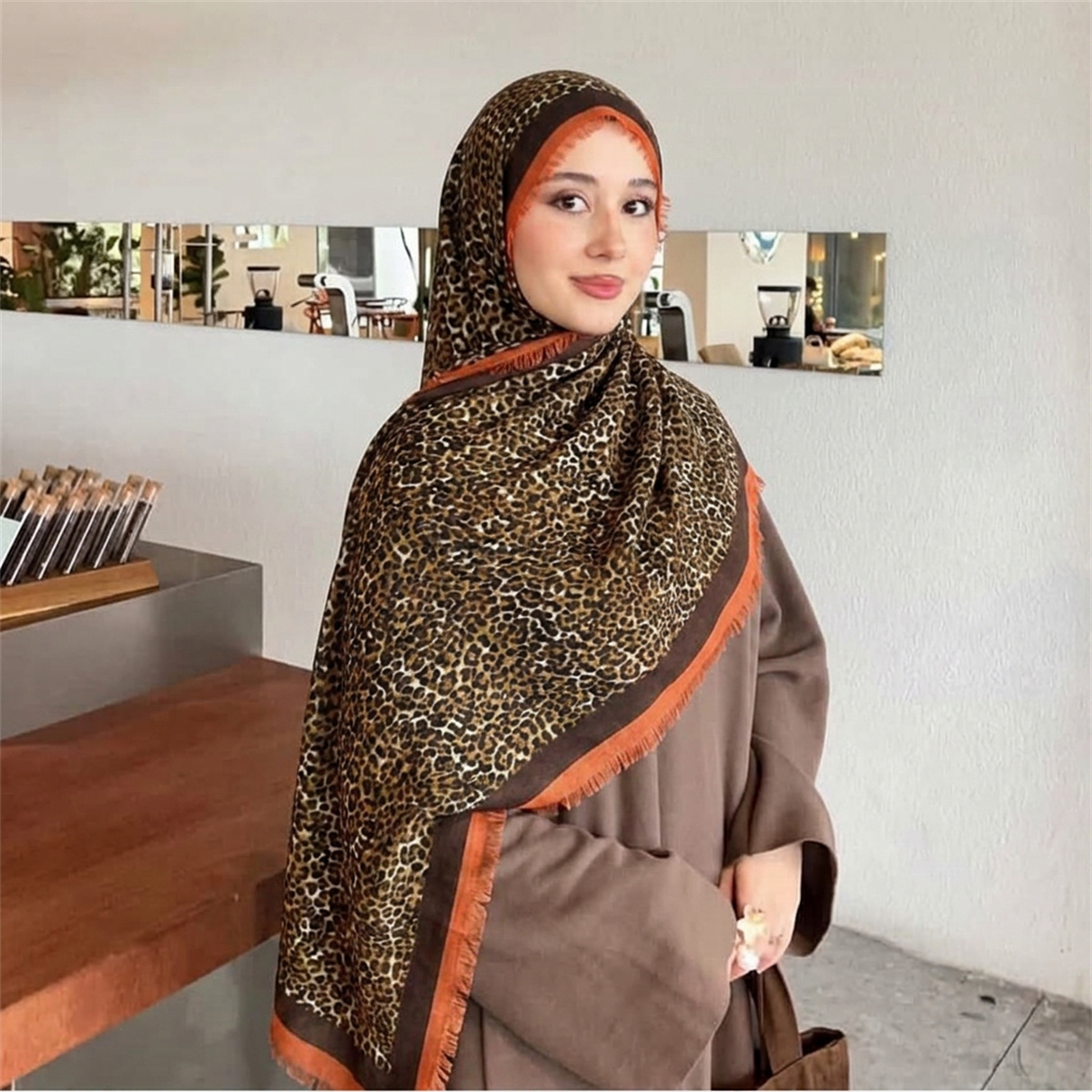 Sciarpa Hijab Vintage con Stam - Street Fashion Hijab recensione e prezzo