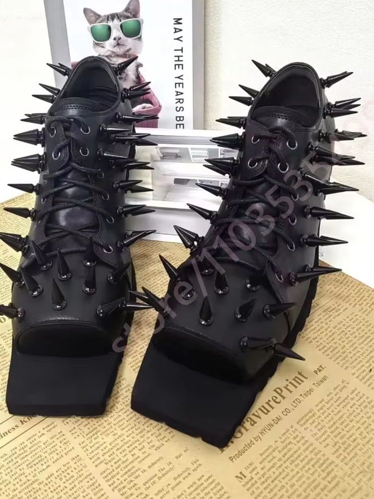 Stivali da donna neri in pelle - Street Fashion Y2K recensione e prezzo